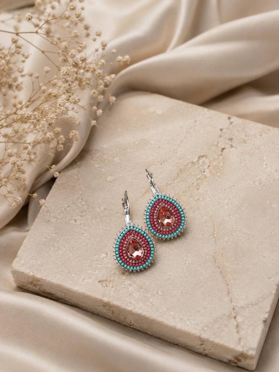 گوشواره نگین کاری sk37